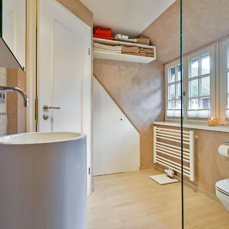Kuschelnest Unter Reet Mit Pool Und Sauna Keitum